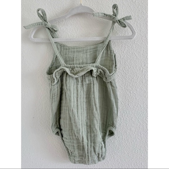 Jamie Kay Rompers Bundle - Picture 15 of 16